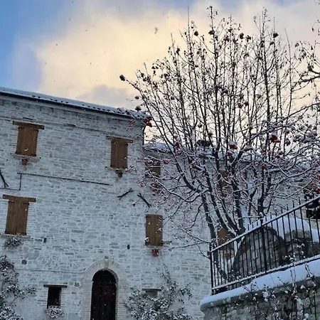 Prázdninový dům Casa Lola Nel Centro Storico Di Bolognola Pintura di Bolognola