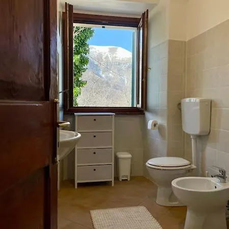 Casa Lola Nel Centro Storico Di Bolognola *