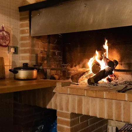 Casa Lola Nel Centro Storico Di Bolognola *